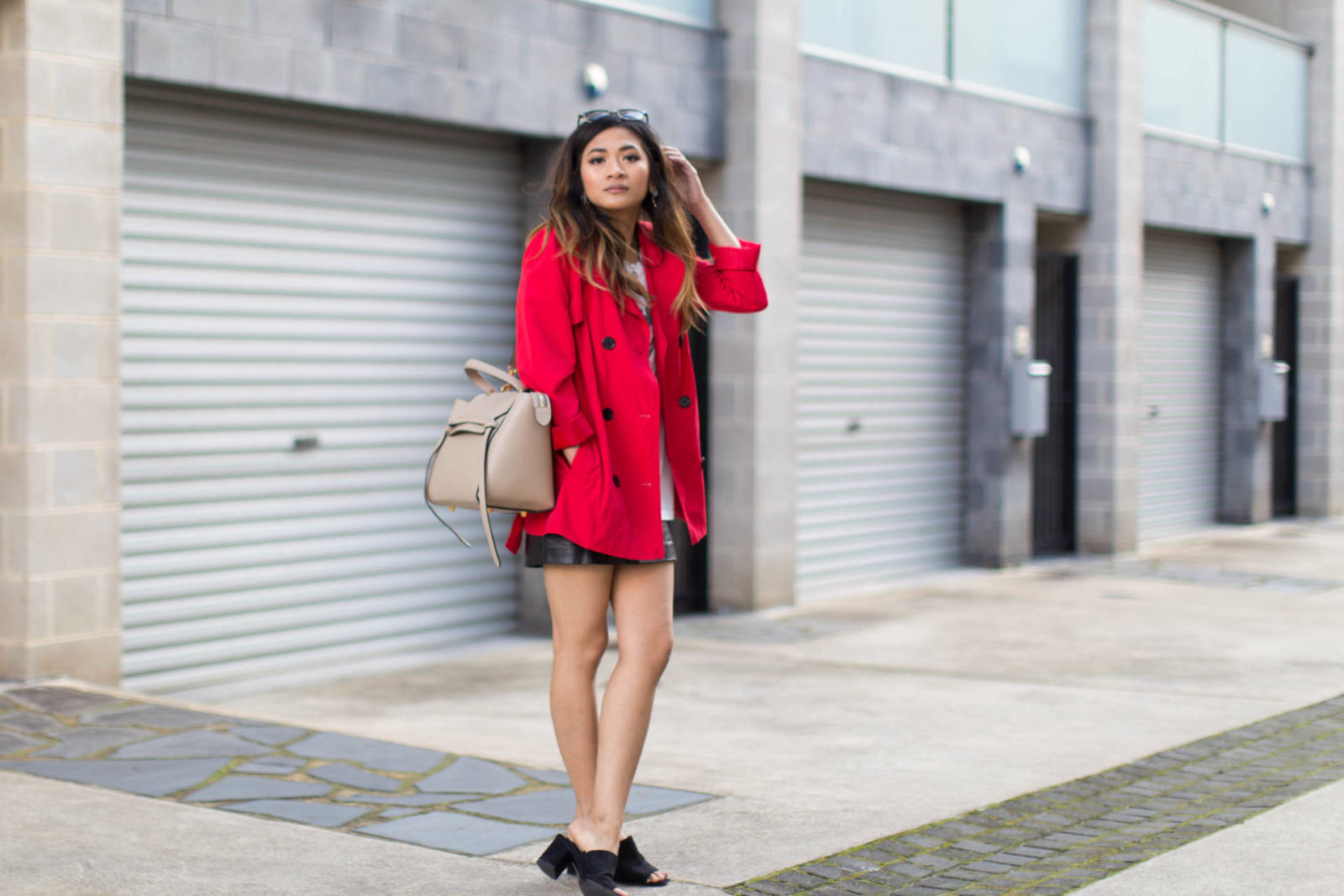 celine_belt_red_coat_city-2